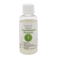 Шампунь Veterinary Formula Clinical Care Hypoallergenic для собак і котів, гіпоалергенний лікувальний, для чутливої шкіри, 50 мл Шампунь Veterinary Formula Clinical Care Hypoallergenic для собак і котів, гіпоалергенний лікувальний, для чутливої шкіри, 50 мл