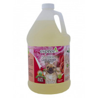 Шампунь Espree Love & Roses Shampoo для собак с ароматом роз, 3,79 л Шампунь Espree Love & Roses Shampoo для собак с ароматом роз, 3,79 л