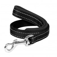 Нейлоновый поводок Dog Extreme с прорезининой ручкой для собак 20 мм, 122 см, черный Нейлоновый поводок Dog Extreme с прорезининой ручкой для собак 20 мм, 122 см, черный