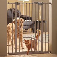 Перегородка Savic Dog Barrier + Small Door для собак, з дверцятами, 107×75-84 см Перегородка Savic Dog Barrier + Small Door для собак, з дверцятами, 107×75-84 см