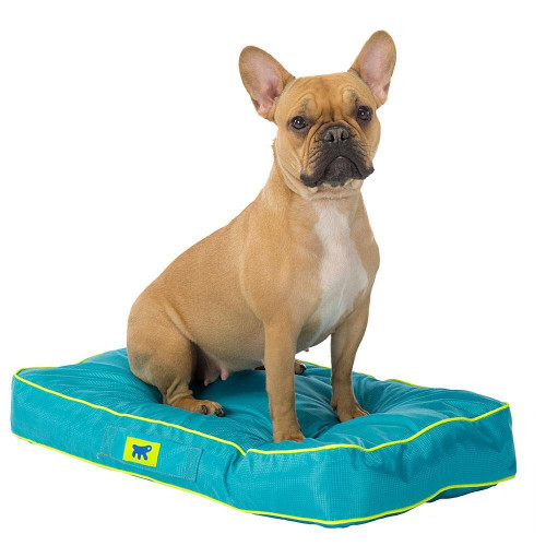 Подушка з міцного матеріалу Ferplast Polo 80 Cushion Blue для собак, синя, 80×50×8 см